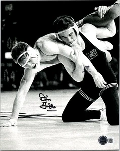 DAN GABLE SIGNED 8X10 PHOTO BECKETT BAS COA USA OLYMPIC WRESTLING IOWA 4 - Picture 1 of 1