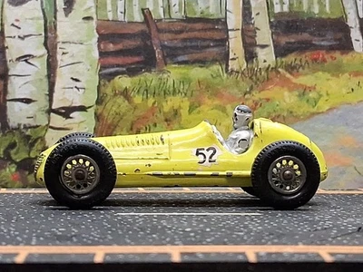 Matchbox Vintage Lesney Original 60s MOKO No 52 Maserati Tampo CLT Yellow EXCELL - Image 1 of 4