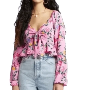 Vero Moda Nya Catch top Medium Barbie pink floral tie bust babydoll crop NWT - Picture 1 of 8
