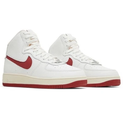 Nike Mujer Air Force 1 Esculpido Alto Blanco Gimnasio Rojo W Talla 9 NUEVO EN CAJA Foto 1 de 4