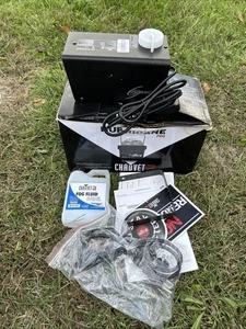 Máquina de humo antiniebla Chauvet DJ Hurricane Pro H700 con controlador de niebla manual FC-M - Imagen 1 de 4