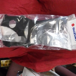 NOS OEM SUZUKI  GSX1300R HAYABUSA CARBON FIBER FRAME COVERS  99000-99013-K07 - Picture 1 of 3