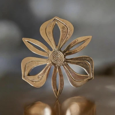 Messing Untersetzer massiv Lotus Blume Topfuntersetzer 18 Cm 422g TOP - Bild 1 von 4