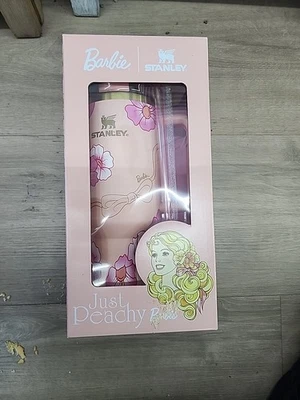Vaso apagador Barbie X Stanley Peaches N' Cream 40 oz Foto 1 de 4