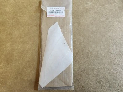 Protector de piedra trasero izquierdo original Toyota 75997-48010 Highlander 2001-2007 Foto 1 de 3