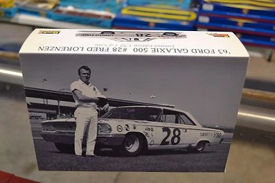 85-4333 Revell '63 Ford Galaxie 500 #28 Fred Lorenzen 1:32 Slot Car Edición Limitada Foto 1 de 3