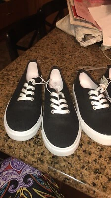 Old Navy boy’s black Lace Up Sneakers - Image 1 of 4