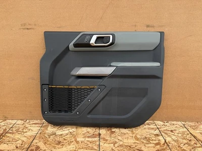 FORD BRONCO 21-25 OEM 4 ДВЕРИ ПЕРЕДНЯЯ ПРАВАЯ ПАССАЖИРСКАЯ ДВЕРНАЯ ПАНЕЛЬ (ЧЕРНЫЙ/СЕРЕБРИСТЫЙ) - Изображение 1 из 4