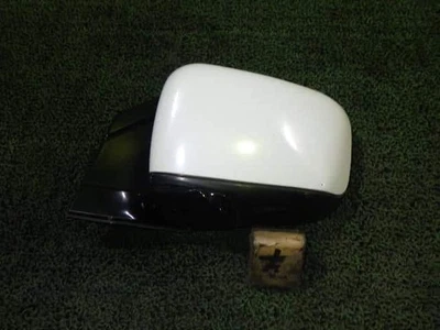 MITSUBISHI Mirage dingo 2001 Left Side Mirror MR574965 [Used] [PA79710715] - Изображение 1 из 2