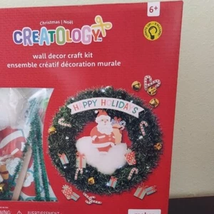 Creatology Children's Craft Kit Christmas Wreath Santa Happy Holidays for Kids - Picture 1 of 3