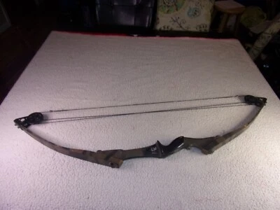 Darton Trail Master Vintage Compound Bow - Image 1 of 4