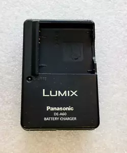 GENUINE PANASONIC LUMIX CHARGER DE-A60 DMC-FX700,FX580,FX550,FX75,FX70,FX60,FS62 - Picture 1 of 5