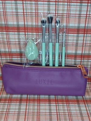 Luxie Florals 4Pc Eye Brush Set With Detailed Blender And Purple Pastel Pouch  - Image 1 of 4