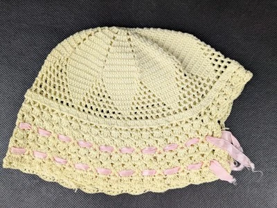 Sombrero gorro bebé ganchillo vintage cinta rosa crema  Foto 1 de 4