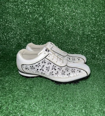 Tênis de golfe FootJoy LoPro feminino tamanho 7 pontas floral branco preto couro - Imagem 1 de 4