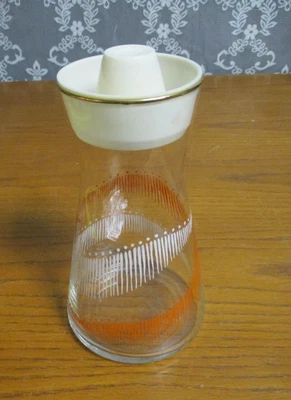 Jarra de vidrio transparente Libbery con tapa de plástico - diseño blanco naranja - en muy buena condición Foto 1 de 4