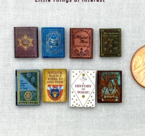 1:24 Scale 1st Year HOGWARTS SCHOOL of WITCHCRAFT WIZARDRY 8Pc Miniature Books - Picture 1 of 8