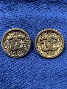 Vintage Coco Chanel gold plated clip on stud earrings - Picture 1 of 8