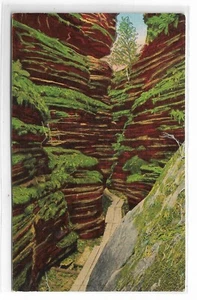 VTG Postcard Cold Water Canyon-Leaning Rock Dells of the Wisconsin River CA - Picture 1 of 2