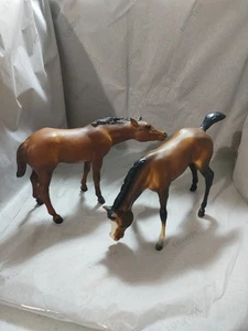 2 Vintage Breyer Horse 5" X 7" Mares Matte 1960s - Picture 1 of 11