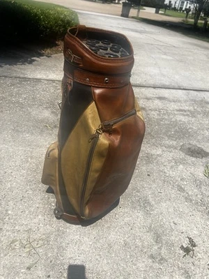 Bolso grande de cuero vintage Arnold Palmer 15 ranuras marrón para palos de golf EE. UU. Foto 1 de 4
