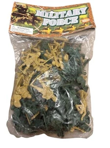 Hunson 90 Pcs VINTAGE Military Force Beige and Green Plastic Army Men Soldiers - Picture 1 of 4