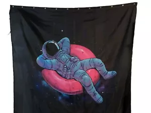 Psychedelic Astronaut in Space Wall Decor Tapestry Blacklight 7 X 6 Feet - Bild 1 von 2