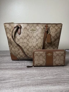 Borsa Coach F29208 con zip e portafoglio abbinato. - Foto 1 di 5
