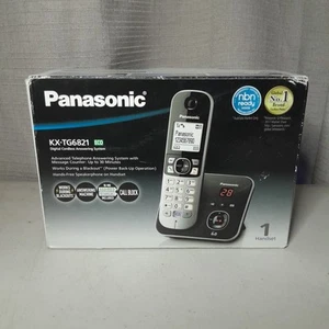 Panasonic KX-TG6821 Digital Cordless Home Phone With Charger & Original Box - Photo 1 sur 8