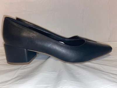 NWT Liz Claiborne Black Block Heels Memory For LC Farris Womens 9M - Image 1 of 4