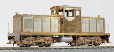 HO/J World Craft Nippon Sharyo 35-Ton Diesel Switcher Locomotive Kit H0 Engine - Image 1 of 4