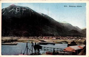 POSTCARD SKAGWAY ALASKA - Picture 1 of 2