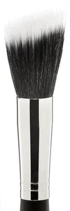 Studio Gear Cosmetics #15 Bronzer / Stippling Brush - Picture 1 of 3