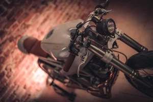 Cagiva supermono cafe racer Mito umbau - Bild 1 von 4
