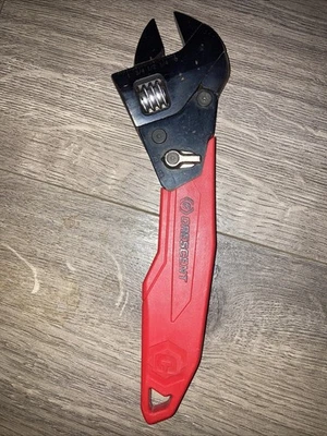 CRESCENT RATCHETING CRESCENT WRENCH      Used But In Excellent Condition - Image 1 of 2