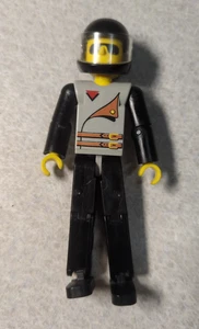 LEGO Technic Racing Figure w/ Black Helmet - 8255 8244 8714 8229 (tech012) - Picture 1 of 12