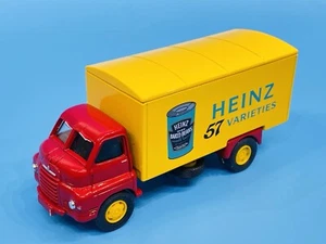 VANGUARDS 1:64 VA8000 HEINZ - BEDFORD 'S' TYPE VAN BOXED - Picture 1 of 4