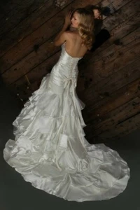 Impression Bridal Gown 10168 - Ivory Size 10 NWT - Picture 1 of 3