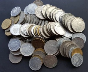 SPAIN LOT OF 10 OLD COINS PRE EURO DIFFERENT CONDITION, DENOMINATION AND DATE - Picture 1 of 6