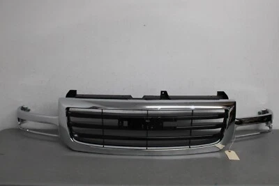 2001 2006 GMC SIERRA 1500 FRONT GRILLE Foto 1 de 4