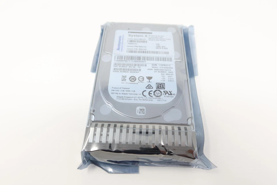 00AJ142 00AJ141 Lenovo 1TB 7.2 6G 2.5" System X SATA Hard Drive - Image 1 of 3