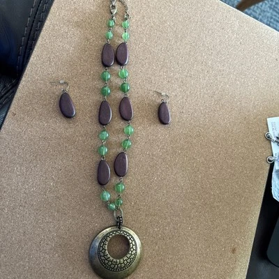 Vintage Avon Wood And Bronze 16 Inch Necklace With Matching Earrings - Image 1 of 4