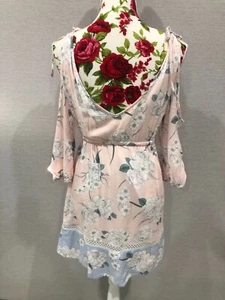 MINKPINK PASTEL PATTERNED BLOUSON DRESS COLD SHOULDER SIZE XS - Picture 1 of 6