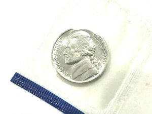 1991 P jefferson Nickel in Mint Cello (1 Coin) - Picture 1 of 2