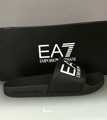 Chinelos Emporio Armani logotipo unissex tamanho UE 46 preto (palmilha 31 cm) EA01 - Imagem 1 de 4