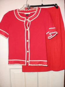 St. John Collection Bright Red & White Short Sleeve Sweater & Skirt Set  2-4 - Picture 1 of 9