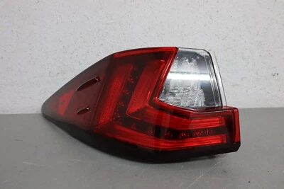 Luz trasera izquierda Lexus RX350 RX350L 2016 2017 2018 2019 Foto 1 de 4