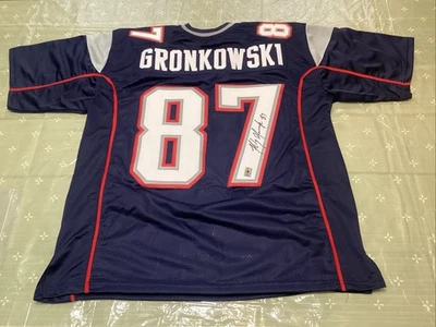 Rob Gronkowski Autographed New England Patriots Jersey w/ *Player HOLO* Signed - Image 1 of 4