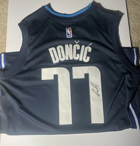 Luka Doncic Signed Dallas Mavericks Jersey Auto Autographed NBA  - Picture 1 of 2