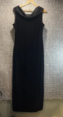 Ronni Nicole By Ouida Women's Maxi Gown Velvet Black Dress 20W Classic Preppy - Image 1 of 4